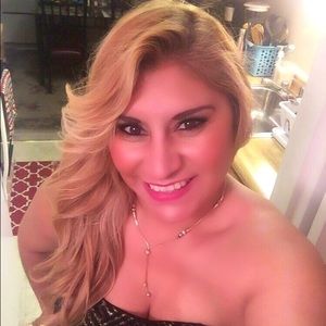 Meet your Posher, Mercy