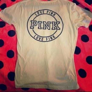 ***SOLD***Nwt Large VS Pink t-shirt