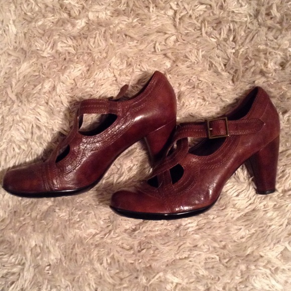 🌷🌷Indigo by Clarks Heels🌷🌷