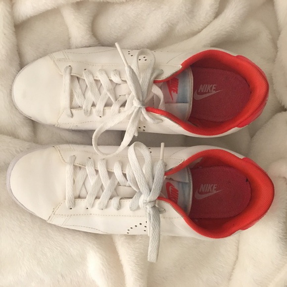 Nike Raquette Sneakers in size 8 - Picture 3 of 4