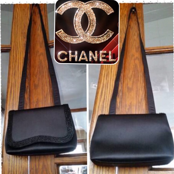 Chanel Authentic shoulder bag taking offers