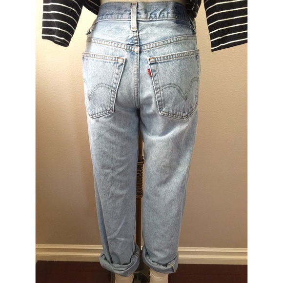 vintage high-waist levi's - Picture 3 of 4