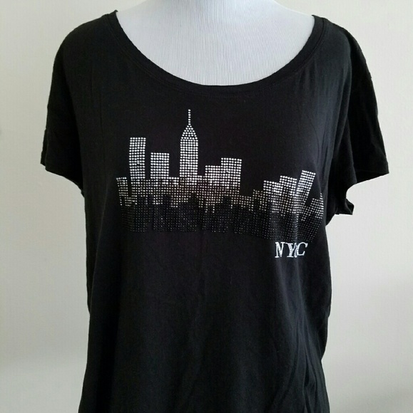 NY&Co. tshirt