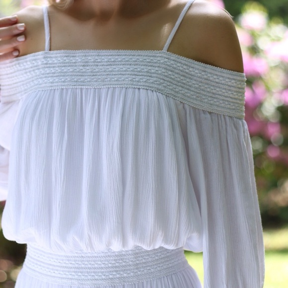 SOLDOUT11thStreet - Picture 3 of 4