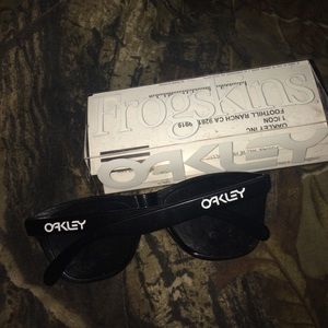Cute Black Oakleys