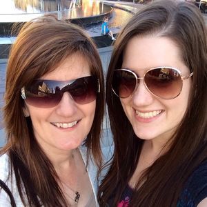 Meet your Posher, Dana