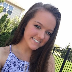 Meet your Posher, Gabbie