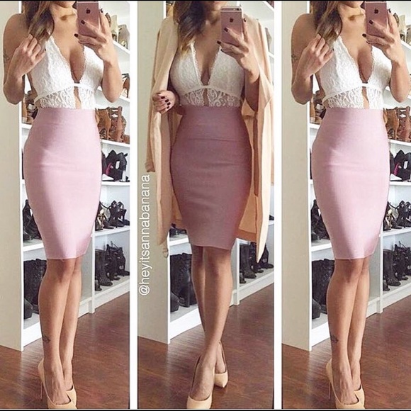 Lace Halter Bodysuit w/Choker Strap - Picture 3 of 4