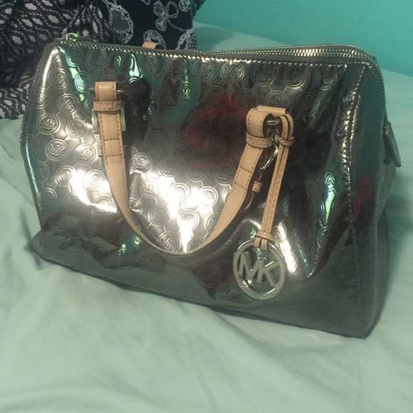 Michael Kors Grayson med. metallic nickel satchel