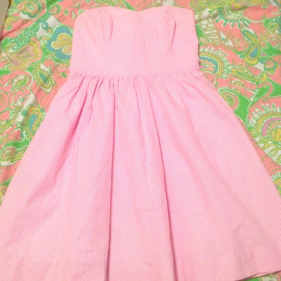 LILLY PULITZER seersucker pink/white dress size 2!