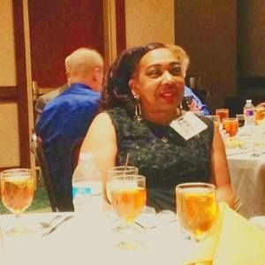 Meet your Posher, Yvonne