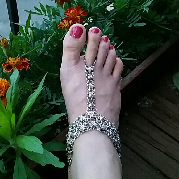 Boho Gypsy coin beach ankle bracelet silver tone - Picture 2 of 4