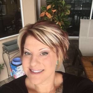 Meet your Posher, Nicole