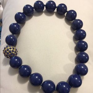 Simple blue bead necklace