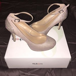 Style & Co Platform shoes