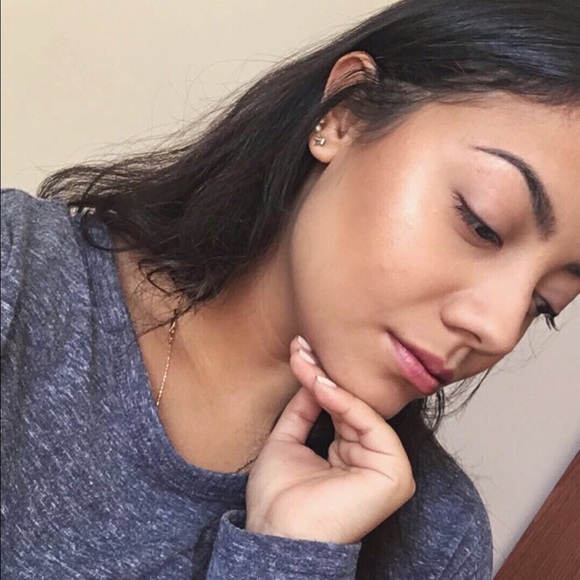 Meet your Posher, Sabrina - Picture 2 of 2