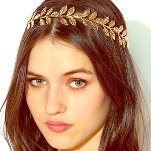 Athena headband ❤️ Urban Outfitters❤️