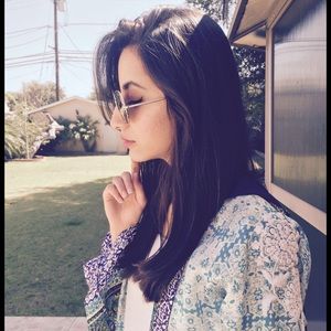 Meet your Posher, Fatima