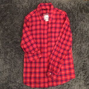 New with tags! Plaid button up