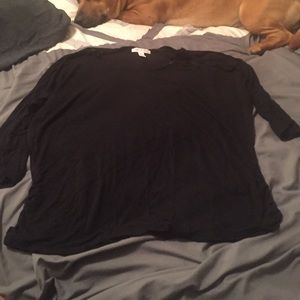 Quarter sleeve shirt