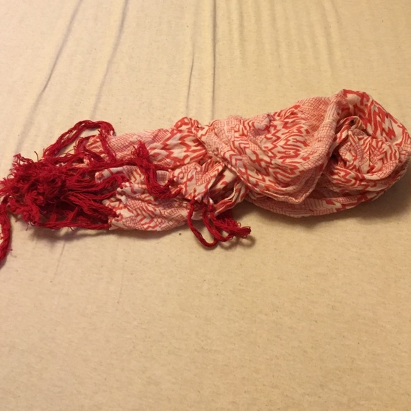 Scarf - Picture 2 of 2
