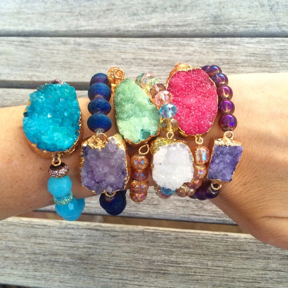 Druzy bracelets 😍 choose your color(s)