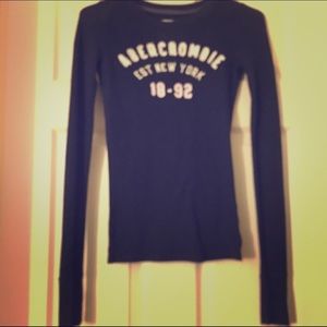 Long Sleeve Waffle Shirt‼️ emptying closet soon‼️