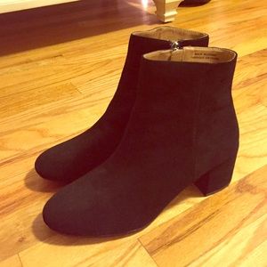Thelma suede ankle boot