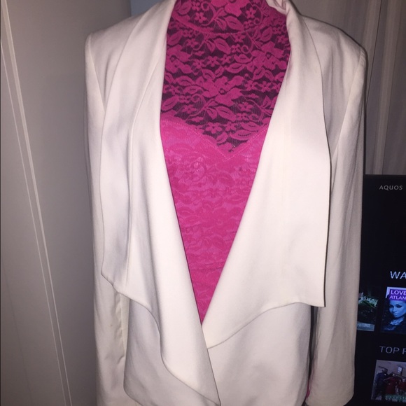BCBGMaxAzria Blazer