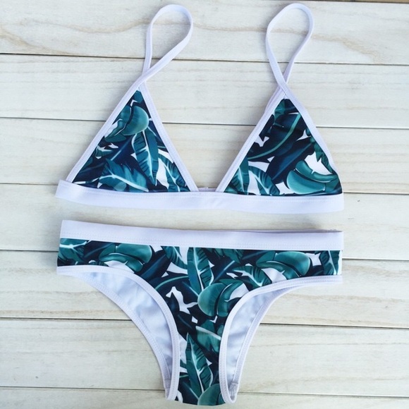 Leafy green bikini