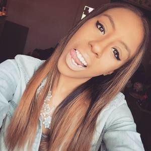 Meet your Posher, Elisa