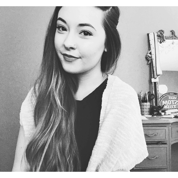 Meet your Posher, Kylee - Picture 1 of 1