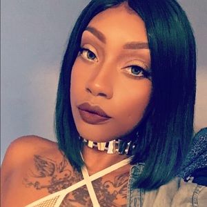 Meet your Posher, Joy