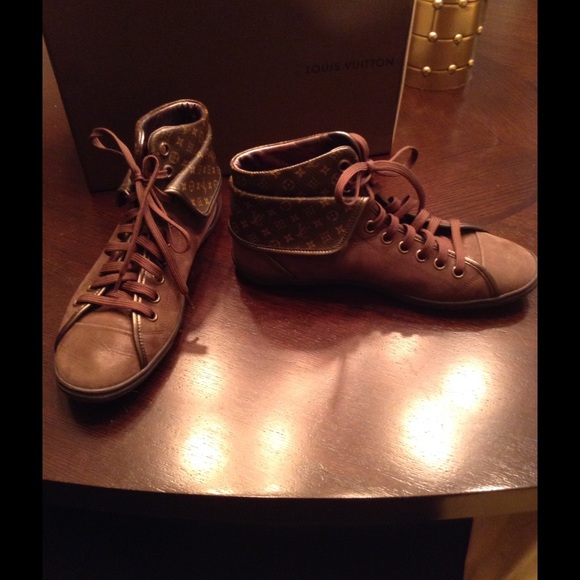 💯Authentic Louis Vuitton - Picture 2 of 4