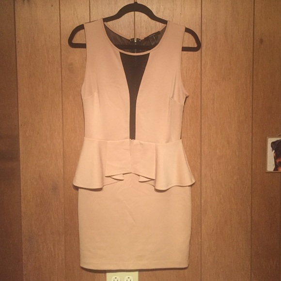 Forever 21 Dresses & Skirts - FINAL MARKDOWN Forever 21 nude dress