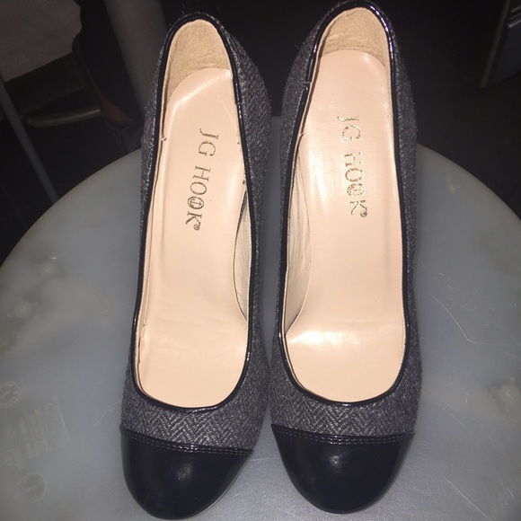 Gray/Black Heels - Picture 2 of 5