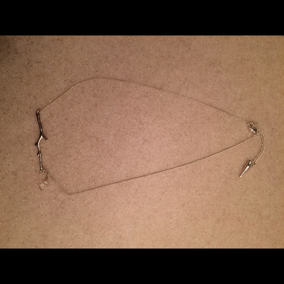 Branch pendant necklace