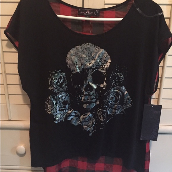 Silver skull over shirt