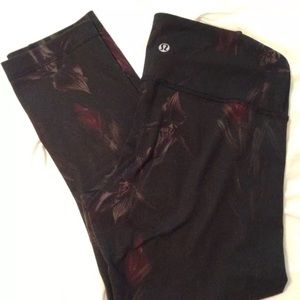 Lululemon midnight iris yoga pants