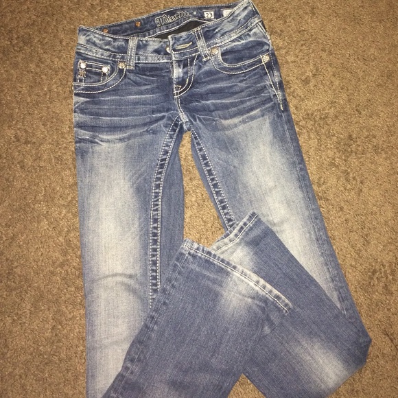 ❌SOLD❌Gorgeous Sequins Miss Me - Picture 2 of 4