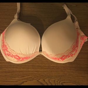 Victoria's Secret 38 d