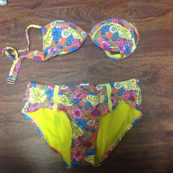 Swim suite