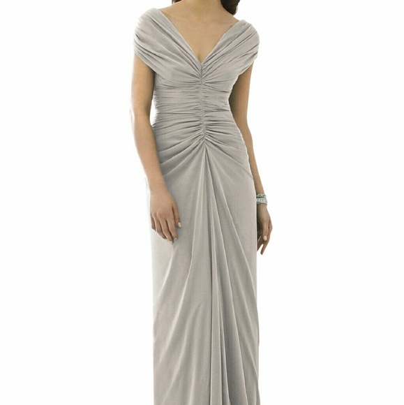 Bridesmaid's gown