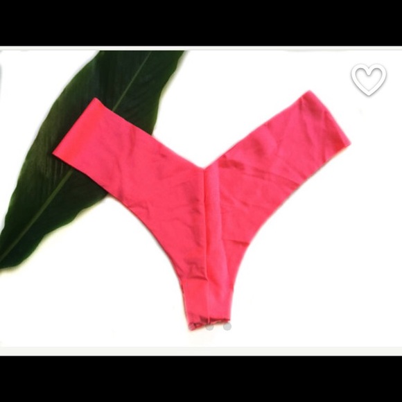 New!! Amazing seamless bikini bottoms (see photos)