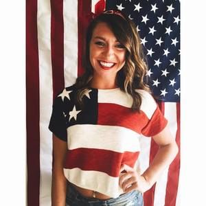 Meet your Posher, Amelia