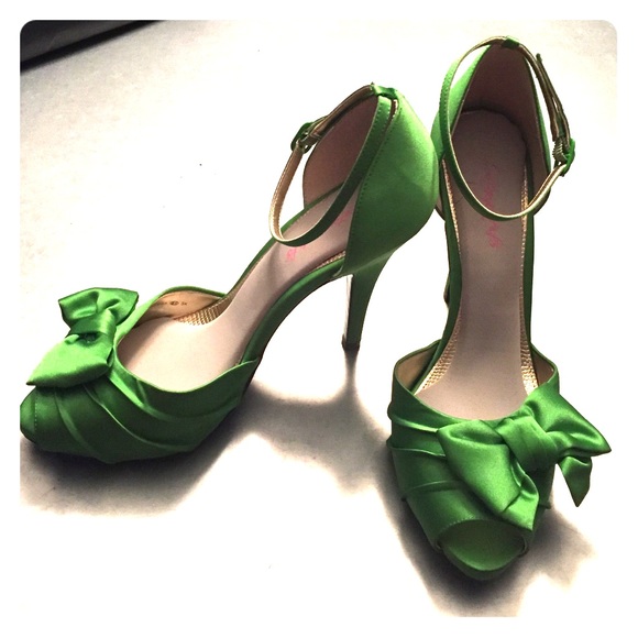 Nina - Electra Apple Green Satin Peep Toe