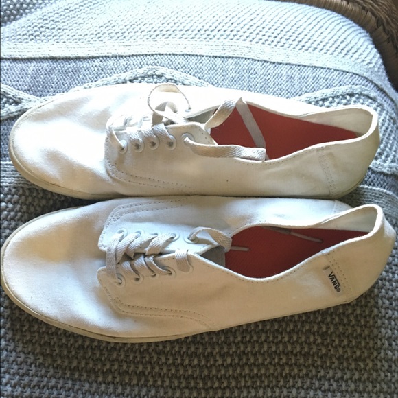 Vans Authentic Canvas Low Top Sneakers