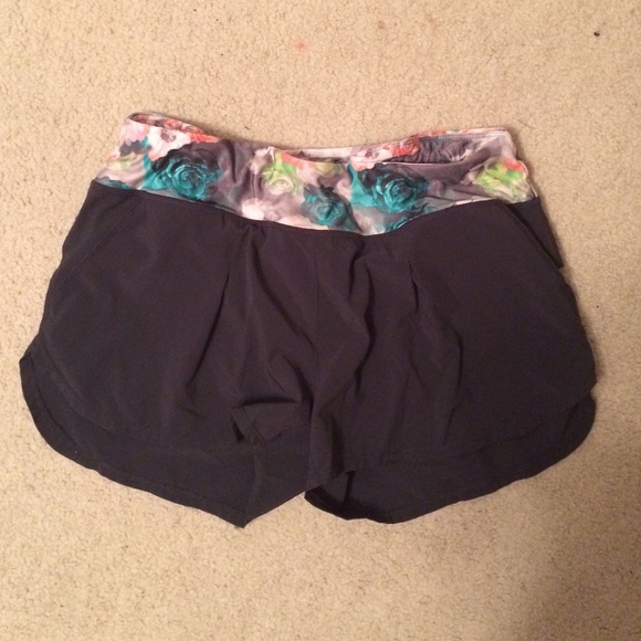 MPG Floral Workout Shorts