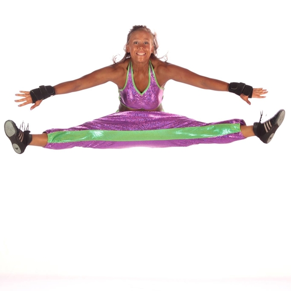 Meet your Posher, Heather - Picture 1 of 1