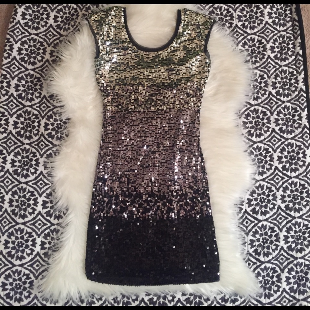 White House | black market sequin dress New Years - Picture 5 of 8